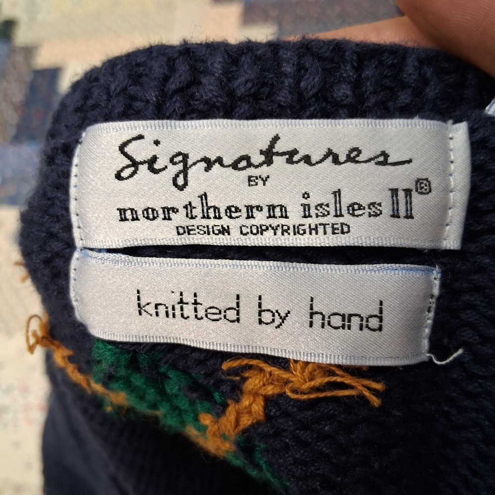 VTG Signatures Northern Isles II School Teacher Cardigan Hand Knitted 2X Teddy - Picture 7 of 12